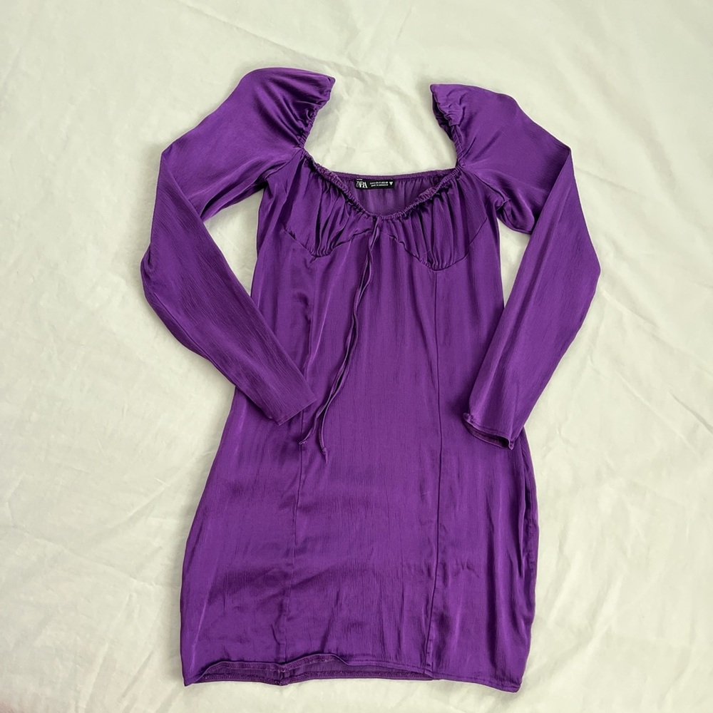 Purple dress with puff sleeves